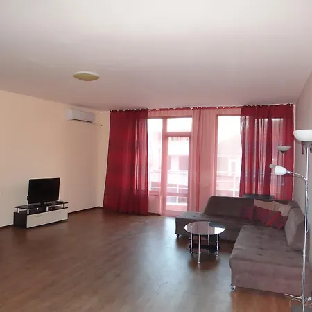Elina Apartment *